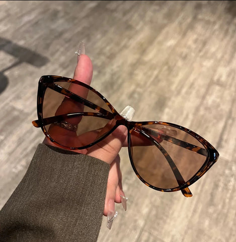 2025 Lady Cat-Eye Sunglasses High-End Acetate Petite Frame UV400 ProtectionWomen’s Shades Fashion Sunglasses gogodiggity